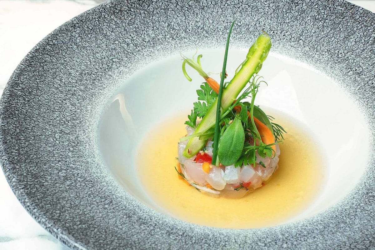 Ceviche de poisson à l'assaisonnement extrême oriental